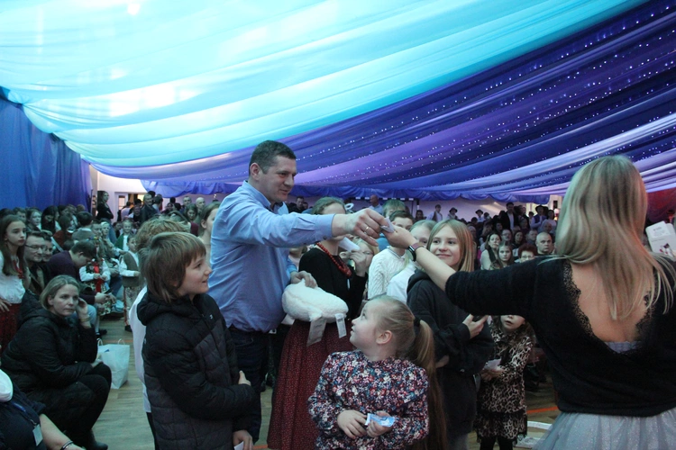 Pasierbiec. VI Festiwal Kolęd "Maleńkiemu Jezusowi"