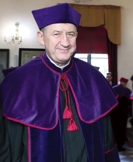 	Książkę ks. prof. Bogdana Giemzy SDS można kupić w Księgarni Archidiecezjalnej na Ostrowie Tumskim we Wrocławiu.