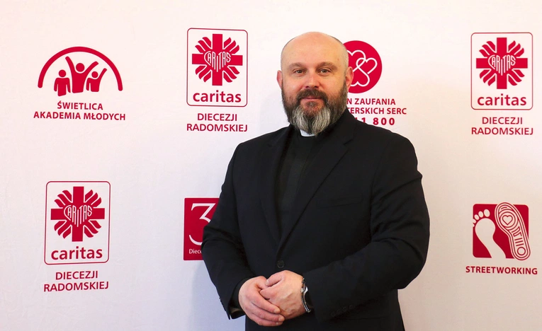 	Ks. Damian Drabikowski dziękuje za wsparcie.