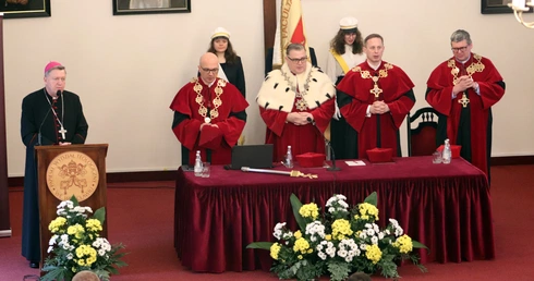Potrzebujemy jednolitej i harmonijnej wizji teologii