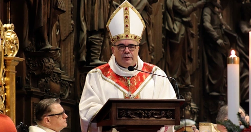 Abp Filipazzi we Wrocławiu: naśladujmy św. Tomasza w głębokiej relacji między teologią a modlitwą