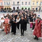 Polonez maturzystów w Opolu
