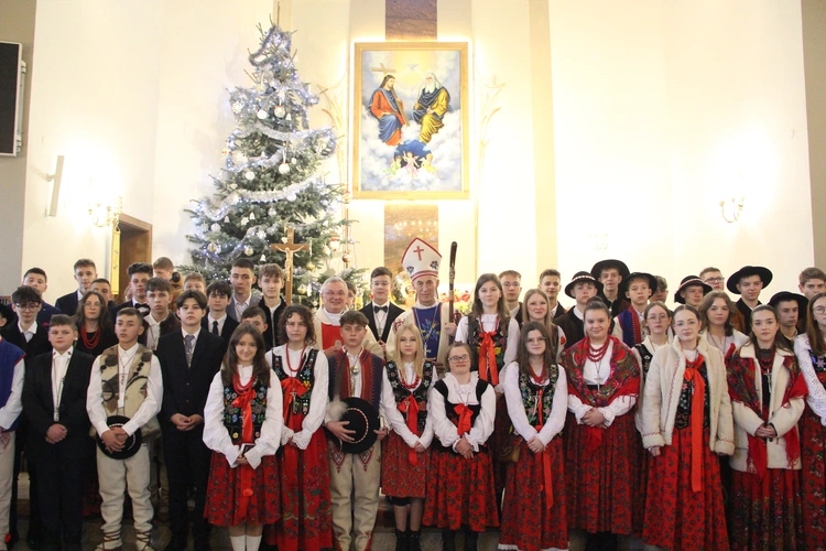 Bierzmowanie w Obidzy 2025