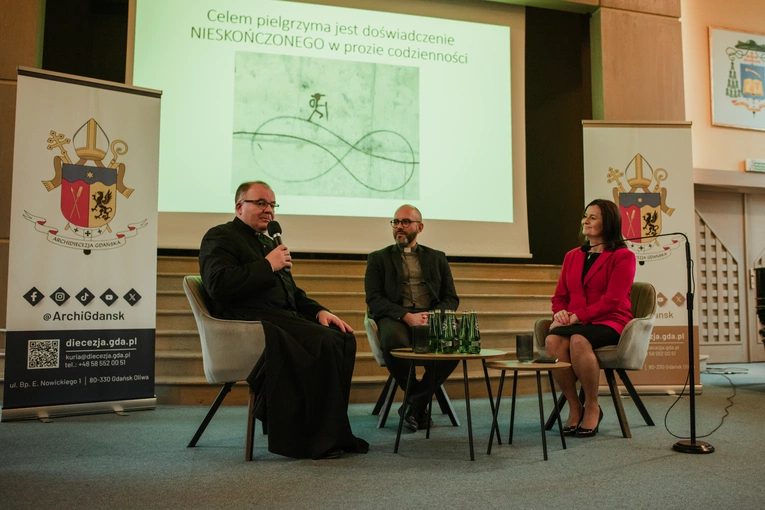 Konferencja z okazji jubileuszu mediów