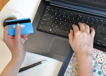 Handlujesz w internecie? Skarbówka się dowie