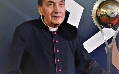 Społeczność lubelskiego żużla modli się w intencji ks. prał. Jana Kiełbasy