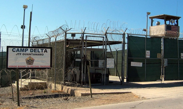 Baza w Guantanamo, więzienie