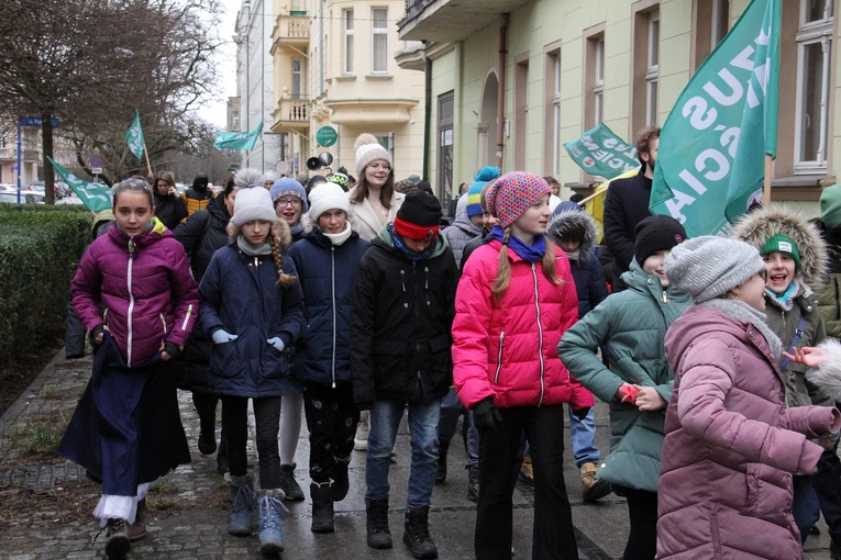 Pierwszy Marsz Radości w Zespole Szkół Salezjańskich