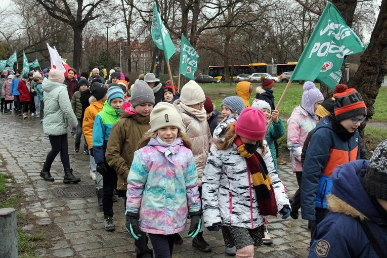 Pierwszy Marsz Radości w Zespole Szkół Salezjańskich