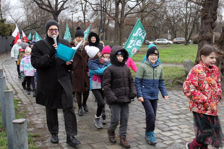 Pierwszy Marsz Radości w Zespole Szkół Salezjańskich