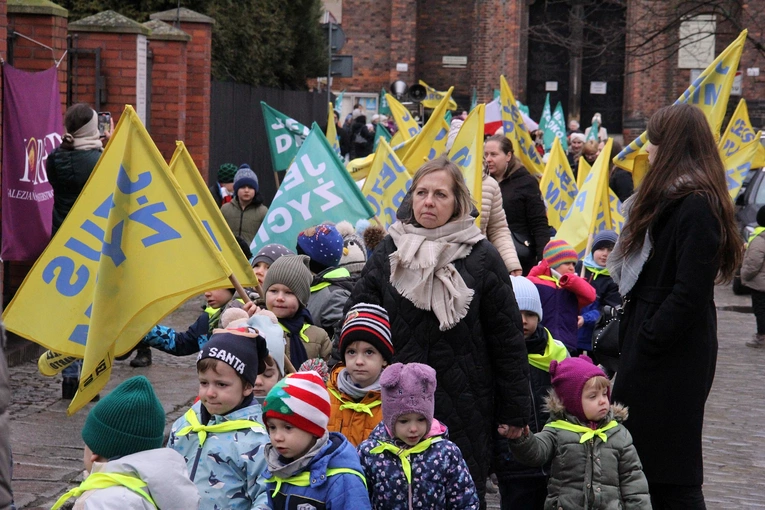 Pierwszy Marsz Radości w Zespole Szkół Salezjańskich