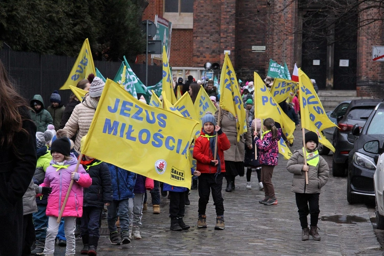 Pierwszy Marsz Radości w Zespole Szkół Salezjańskich