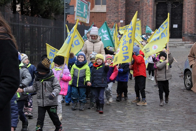 Pierwszy Marsz Radości w Zespole Szkół Salezjańskich