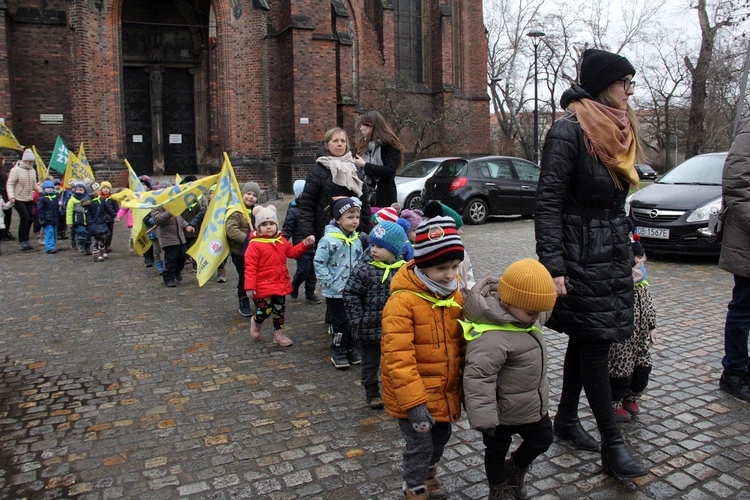 Pierwszy Marsz Radości w Zespole Szkół Salezjańskich
