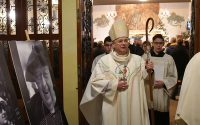 10 lat temu zmarł legendarny kapelan Solidarności
