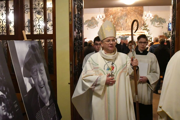 10 lat temu zmarł legendarny kapelan Solidarności