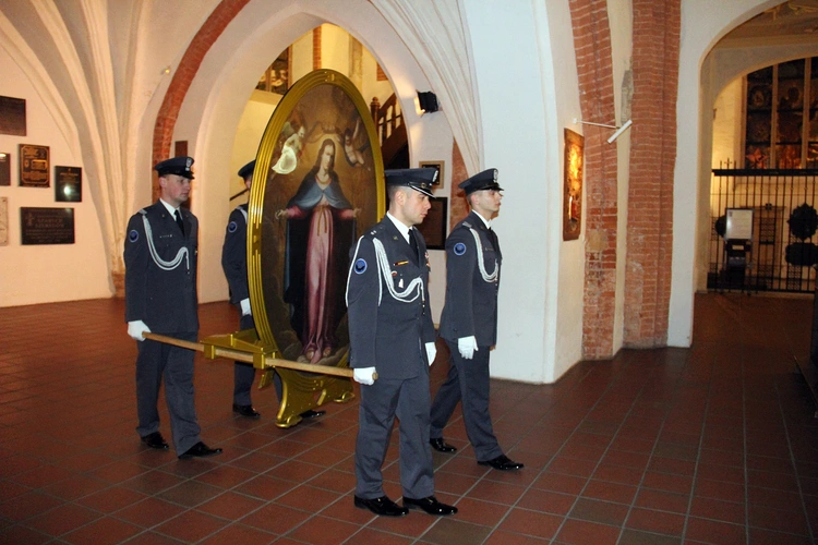 Peregrynacja obrazu Matki Bożej Łaskawej w bazylice św. Elżbiety we Wrocławiu