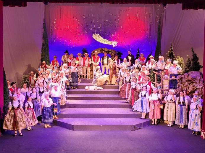 Jasełka i wspólne kolędowanie w diecezji