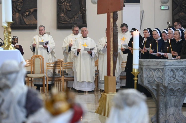 Dzień Życia Konsekrowanego