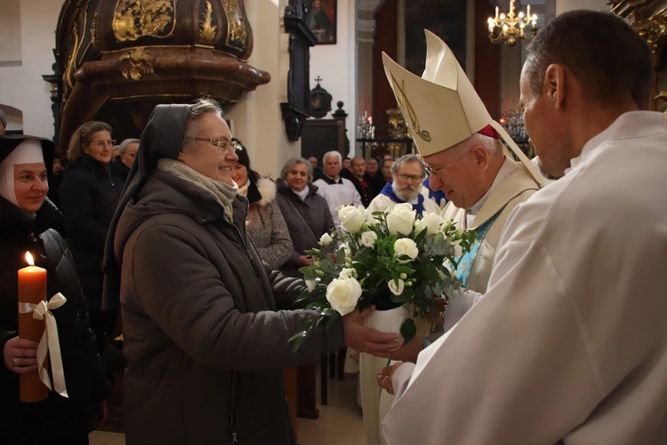 Dzień Życia Konsekrowanego w diecezji łowickiej