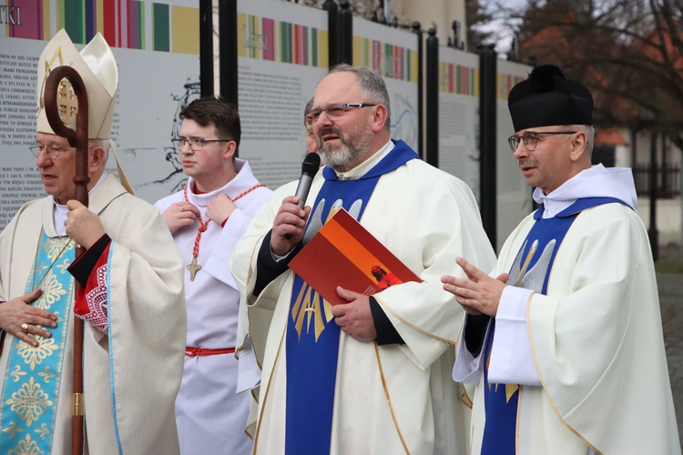 Dzień Życia Konsekrowanego w diecezji łowickiej