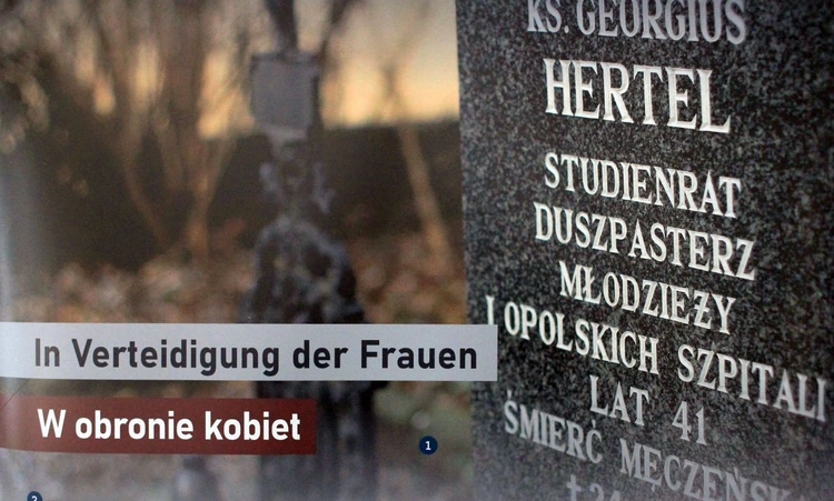 Wystawa "Krzyż w cieniu dyktatur"