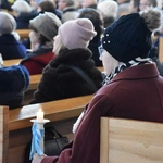 Msza św. poprzedająca umieszczenie figurki MB Królowej Zaspy w kapliczce