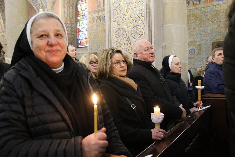 Płock. Święto życia konsekrowanego w katedrze