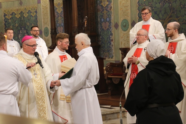 Płock. Święto życia konsekrowanego w katedrze