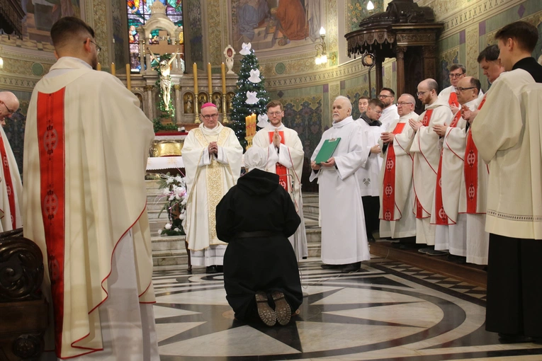 Płock. Święto życia konsekrowanego w katedrze
