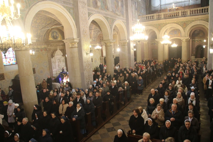 Płock. Święto życia konsekrowanego w katedrze
