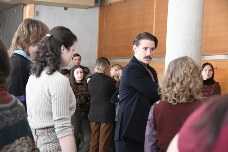 Na planie "Znaku sprzeciwu"