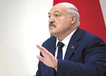 – Jest mi absolutnie obojętne, czy Unia Europejska uzna wybory na Białorusi, czy nie. Uzna, to podziękujemy, nie uzna – to odpowiednio zareagujemy – skomentował oświadczenie krajów UE Alaksandr Łukaszenka.
