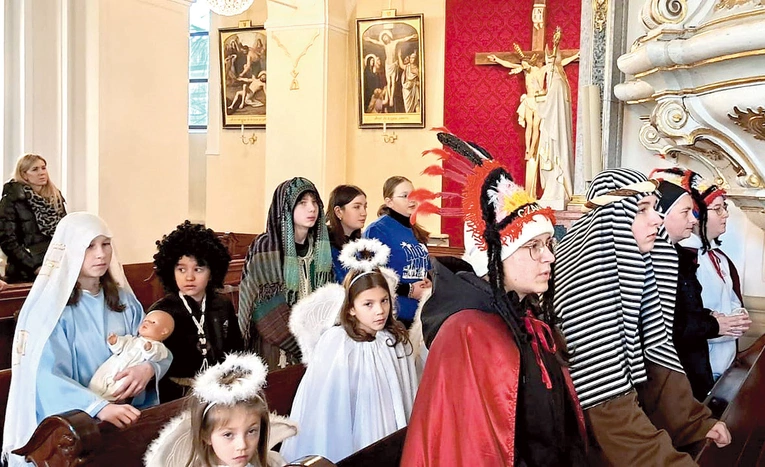	Kolędnicy na swoim diecezjalnym święcie.