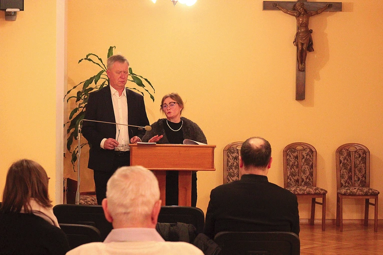 	Małżonkowie dają świadectwo o tym, jak zawalczyli o jedność sakramentalną.