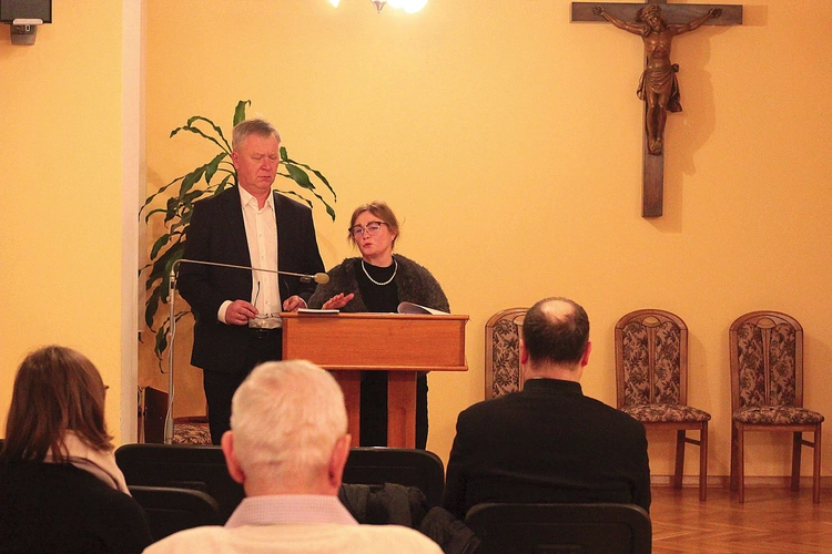 	Małżonkowie dają świadectwo o tym, jak zawalczyli o jedność sakramentalną.