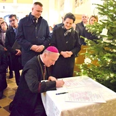 Przesłanie podpisał m.in. bp Marek Solarczyk.