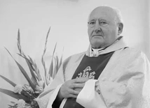 Zmarł ks. prał. Kazimierz Pach