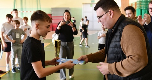 Najlepsi pojadą na finał ministranckiej ligi