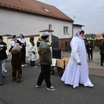Przez Ostrożnicę z niedźwiedziem