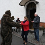 Przez Ostrożnicę z niedźwiedziem