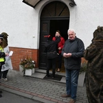 Przez Ostrożnicę z niedźwiedziem