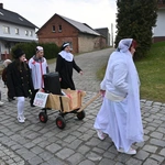 Przez Ostrożnicę z niedźwiedziem