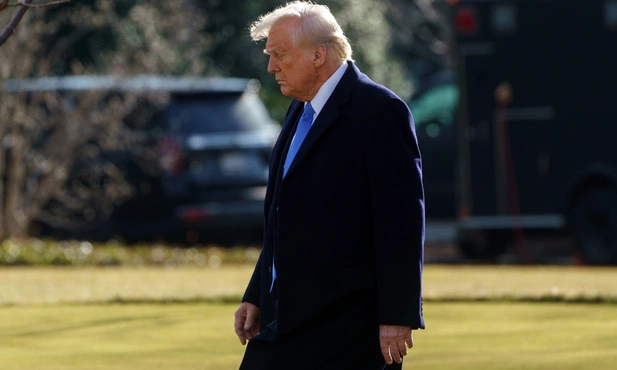 "The New York Post": Trump przyznał, że rozmawiał przez telefon z Putinem