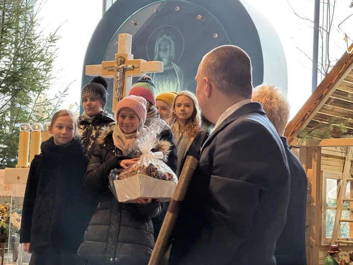 Poświęcenie nowego budynku NSP "Źródła"