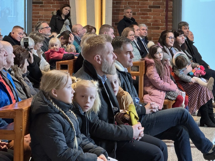Poświęcenie nowego budynku NSP "Źródła"
