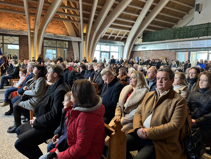 Poświęcenie nowego budynku NSP "Źródła"