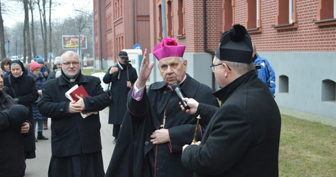 Poświęcenie tablicy pamiątkowej w Świętochłowicach