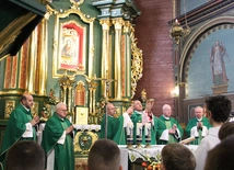 Wyrosły z wiary, wyrażają wiarę i w nich jest wiara całych pokoleń