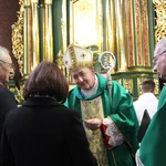 Dąbrowa Tarnowska. Poświęcenie odnowionego ołtarza, obrazu i ambony